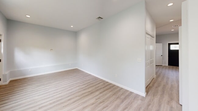 206 Durfee St unit 4A, Fall River, MA 02720 - photo 2