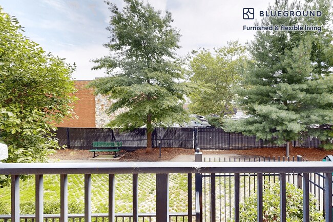 80 N Central Ave unit FL3-ID3384A, Long Island, NY 11570 - photo 4