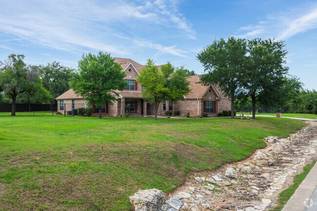 Unique home styles are abundant in the Cuernavaca neighborhood.