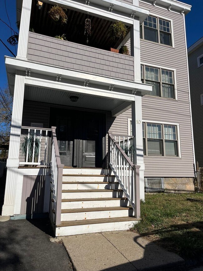 10 Ashland St, Dorchester, MA 02122 - photo 2