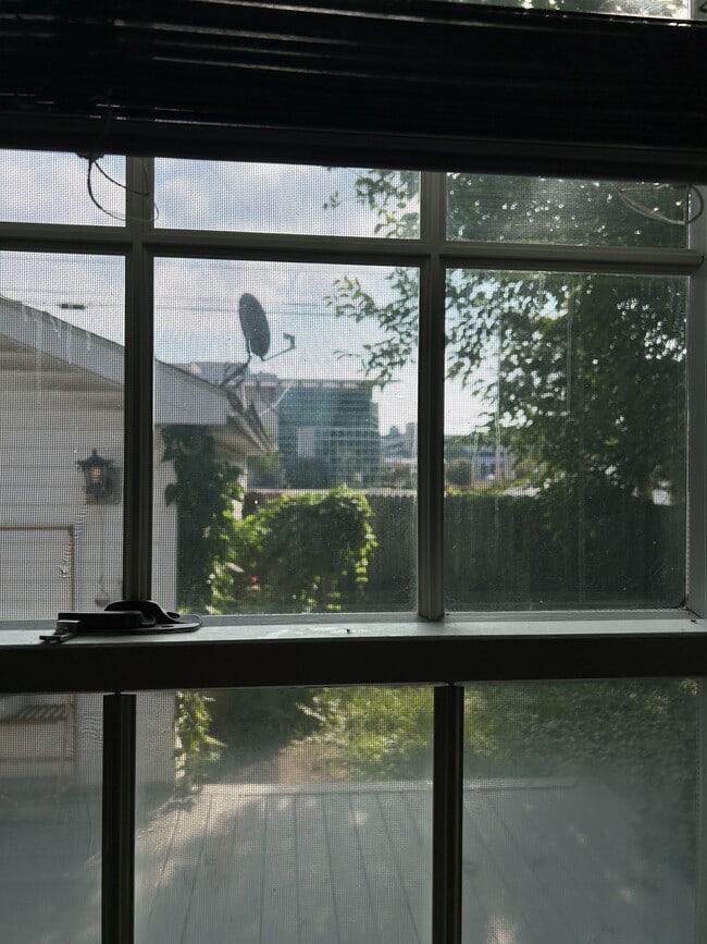 1406 15th St, Huntington, WV 25701 - photo 7