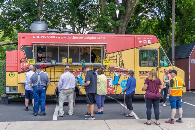 Vinces Cheesesteaks is one of the hottest places to grab lunch in Quinntown.