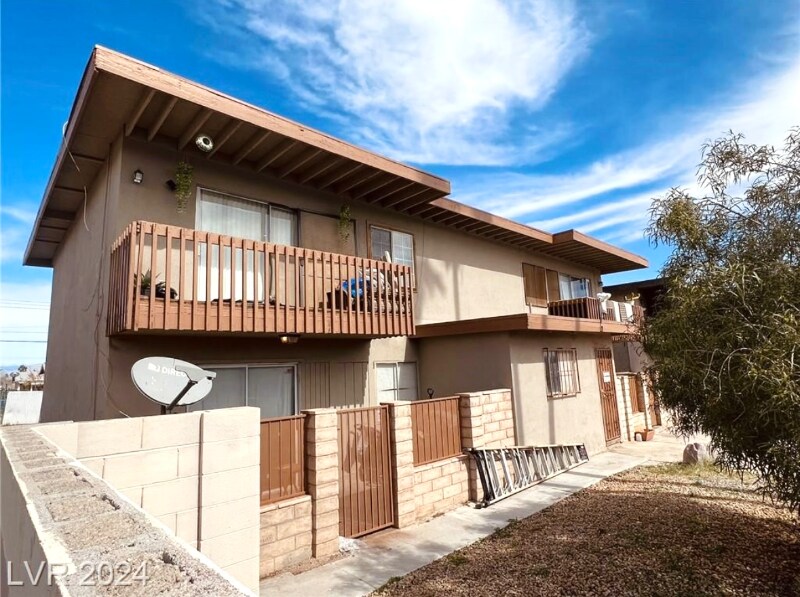 6436 Casada Way unit D, Las Vegas, NV 89107 - photo 1