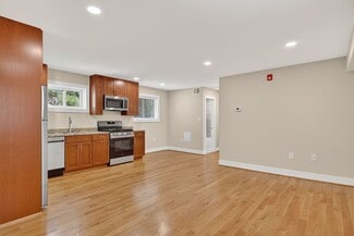 4438 B St SE Unit 3, Washington, DC 20019