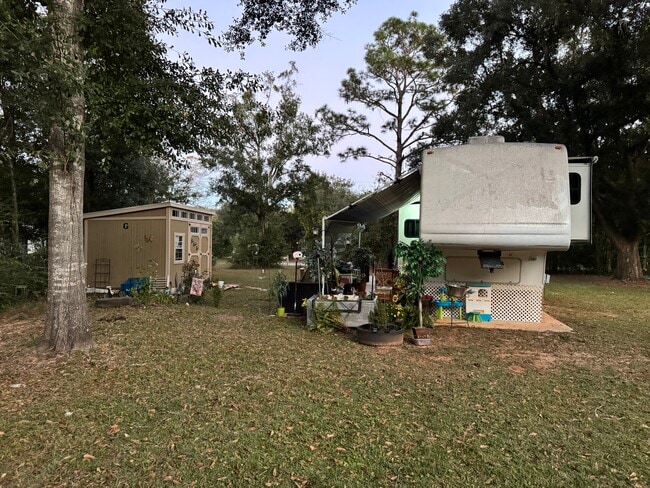 11947 Woodland Ave, Foley, AL 36535 - photo 2