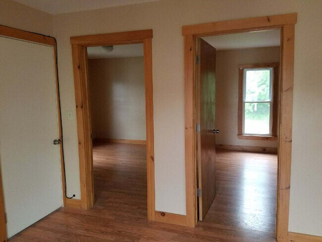 7 Mount St unit 1, Barre, VT 05641 - photo 2