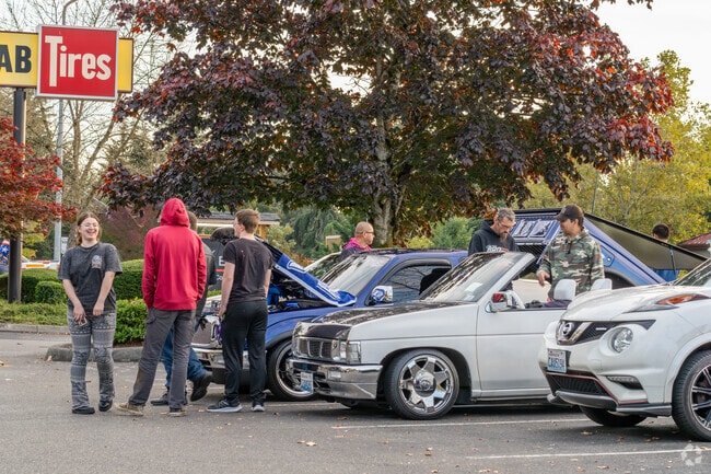 On occasion, the surrounding areas of Cain Road will have car shows and meets for residents.