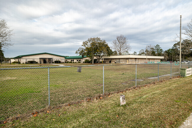 Doctors Inlet Elementary School