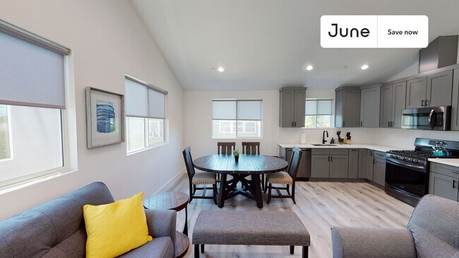 564312 Auckland Ave, Los Angeles, CA 91601 - photo 4