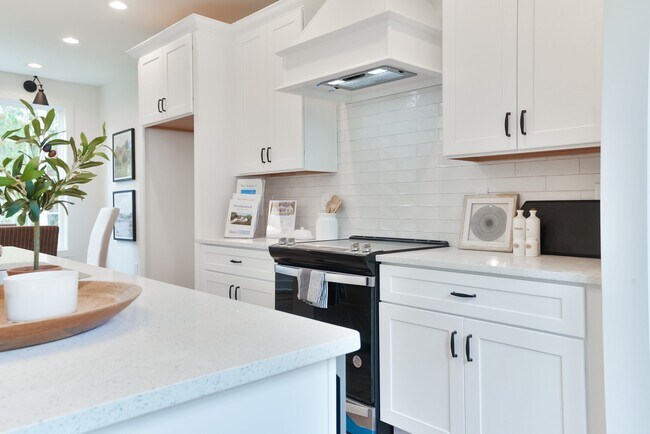 4032 Chelsea Ridge Trail unit 36457169, Chelsea, AL 35051 - photo 6