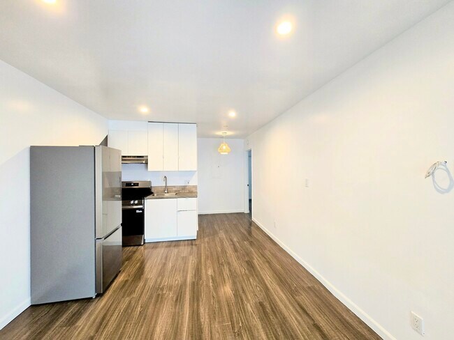 3121 Larga Ave unit 2, Los Angeles, CA 90039 - photo 3
