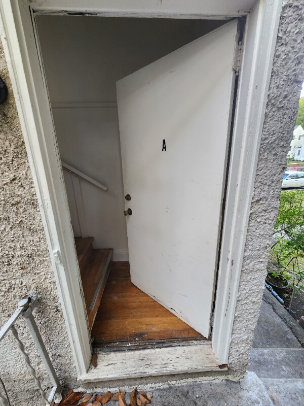 1812 Rolling Rd, Greensboro, NC 27403