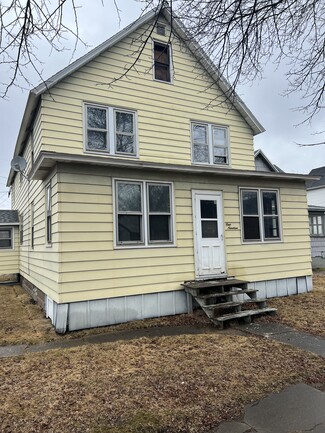 119 5th St S Unit 1, Virginia, MN 55792