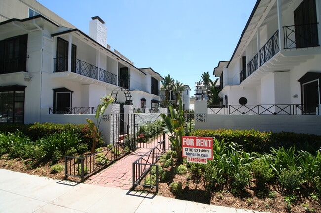9962 Durant Dr unit 9962, Beverly Hills, CA 90212 - photo 2