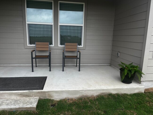 121 Escala Way unit Room 1a, San Marcos, TX 78666 - photo 5