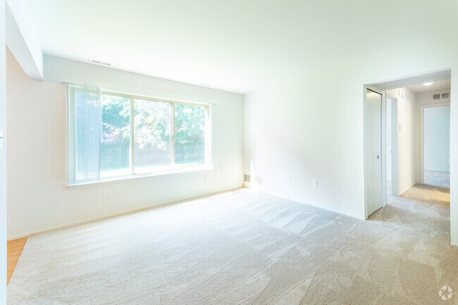 Ashbury Place Apartments, Trenton, MI 48183 - photo 7