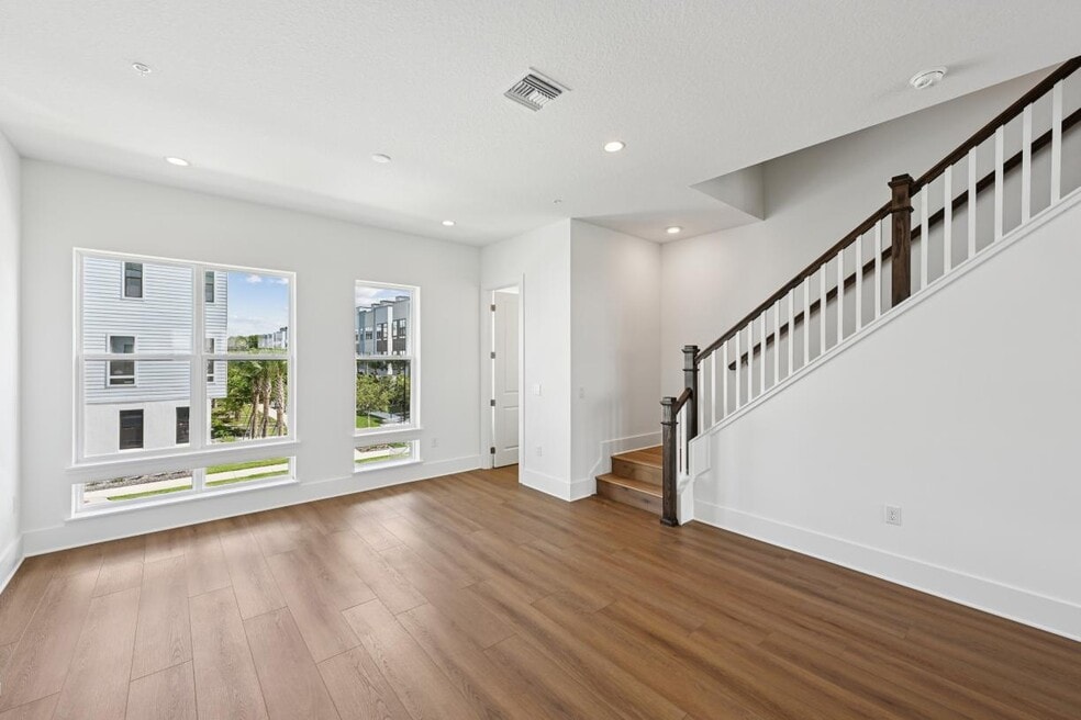 2166 Whitney Marsh Aly, Orlando, FL 32804 - photo 1