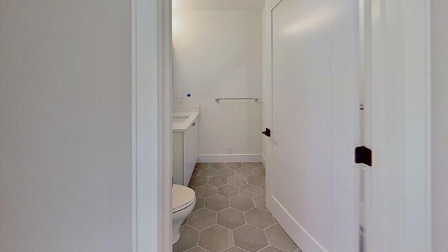 104 Warren St unit 3, Brighton, MA 02135 - photo 5