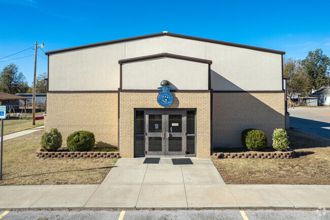 Crescent  Middle School students can partake the FFA at the FFA building shared by all.