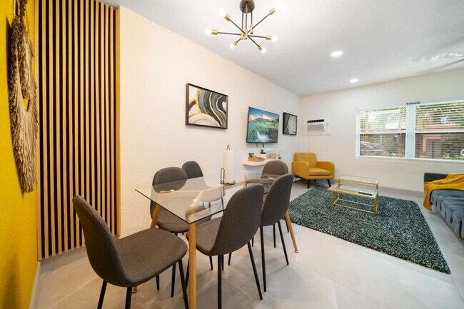 1416 NE 9th St unit ID1369655P, Fort Lauderdale, FL 33304 - photo 5