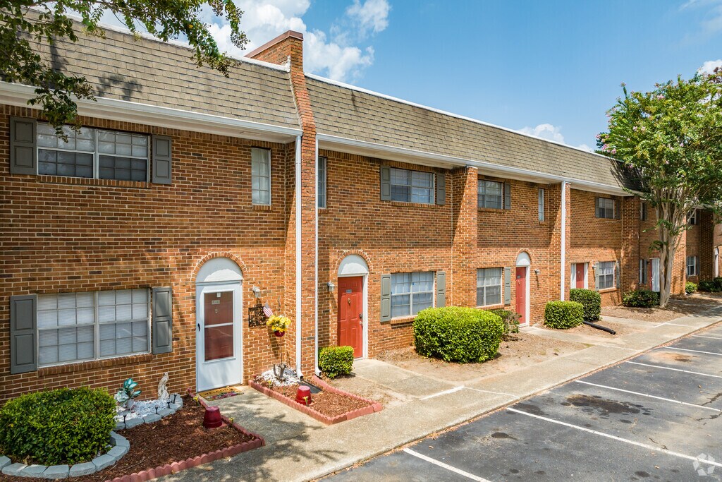 Morrowood Townhomes 5915 Trammell Rd, Morrow, GA