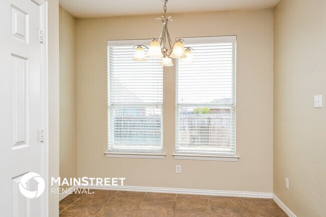 288 Edison Ln, Crowley, TX 76036 - photo 5