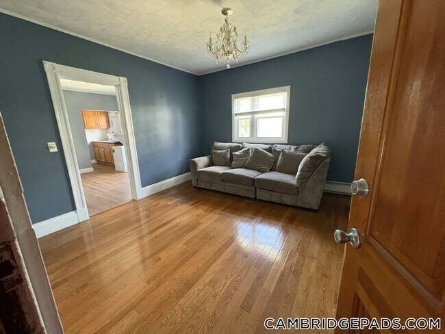 7 Bristol St unit 3, East Cambridge, MA 02141 - photo 5