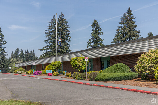 Naas Elementary School is a Public Elementary School in Boring, Boring OR.