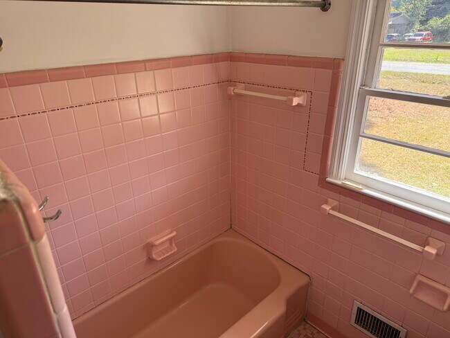 1609 Woodrow Ave, Dublin, GA 31021 - photo 7