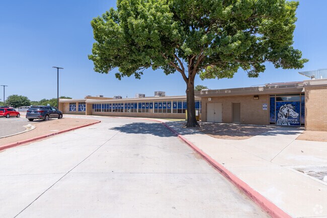 Hardwick Elementary serves pre-k, Kindergarden through 5th grades.