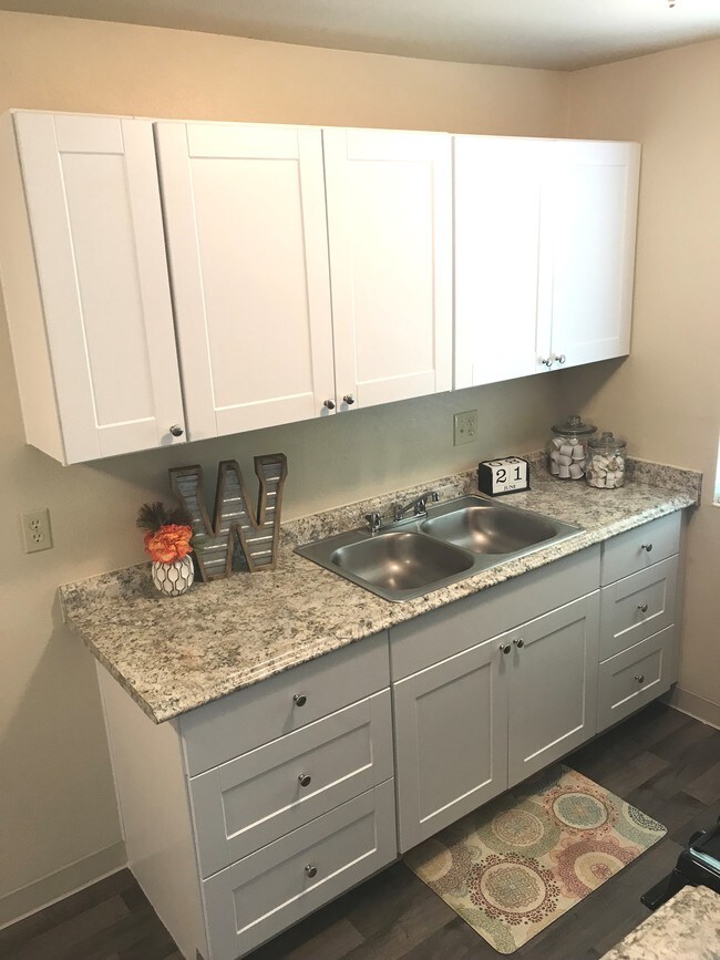 Windmere Apartments, Ceres, CA 95307 - photo 4