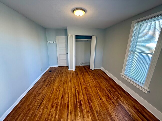 1430 Madison St NE, Minneapolis, MN 55413 - photo 5