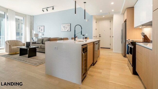 143 E Commerce St unit 706, San Antonio, TX 78205 - photo 7