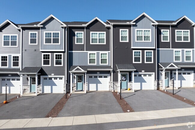 The average townhouse size is 1,568SF.