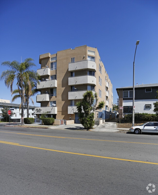 3855 W 7th St, Los Angeles, CA 90005