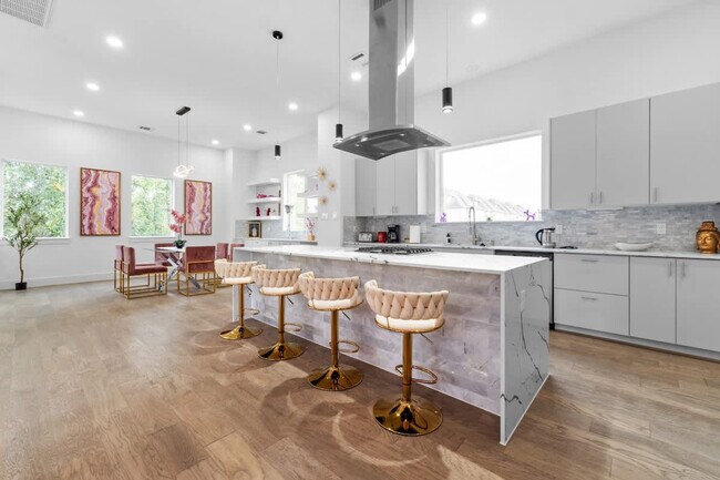 2103 Mcgowen St unit ID1244937P, Houston, TX 77004 - photo 3