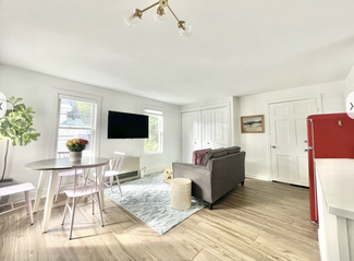 8 Page St Unit 1, Brunswick, ME 04011