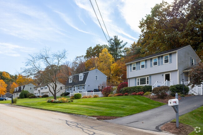 Maintain a pristine lawn in front of your Southwest Nashua, NH colonial home.