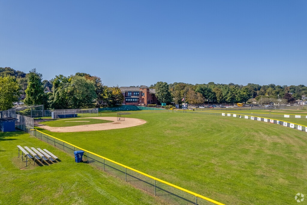 Silvermine Elementary School is a top choice school for students located in Broad River.