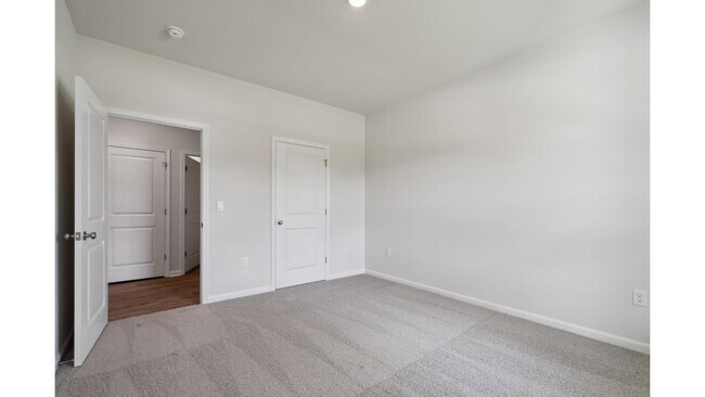 63 Mcilwee Ln unit 36200658, Staunton, VA 24401 - photo 6