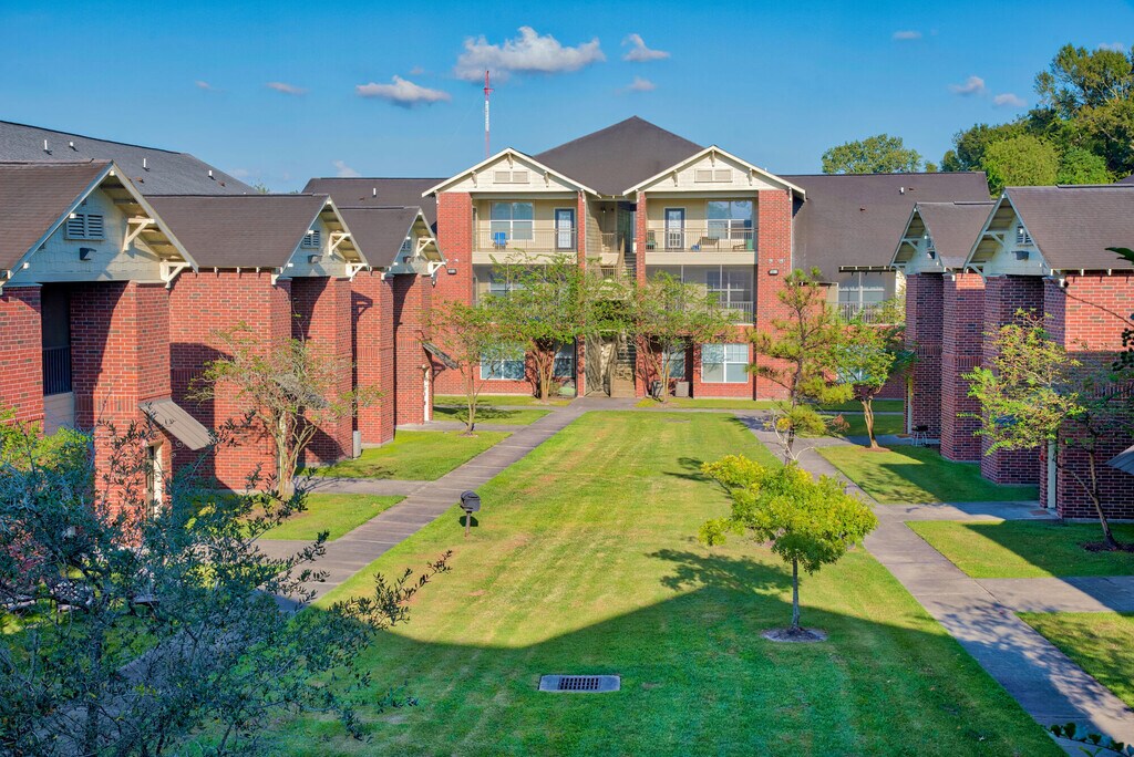 Landing at Bayou Cane 1803 Martin Luther King Blvd, Houma, LA