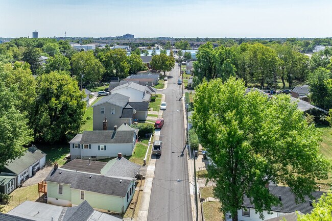 The average household income in Speigle Heights is around $46,471.