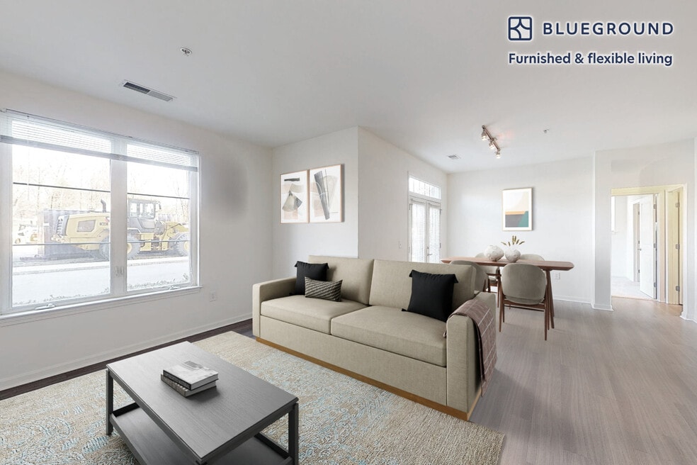 152 Shipyard Dr unit FL3-ID5614A, Hingham, MA 02043 - photo 1