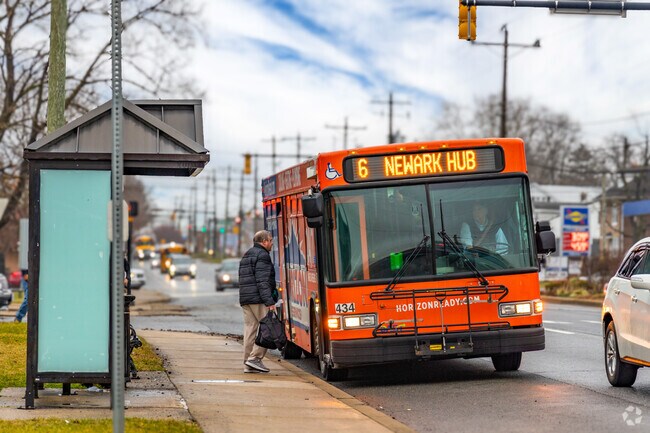 DART buses have multiple stops along Kirkwood Highway in Elsmere.