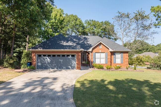 Traditional ranches on well-maintained lots are popular in Forest Heights.
