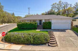 805 Jerry Dr, Lakeport, CA 95453