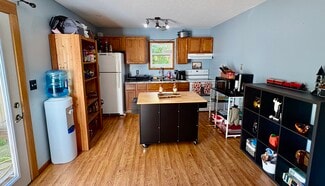 2916 Youngdale Ave Unit B, La Crosse, WI 54603