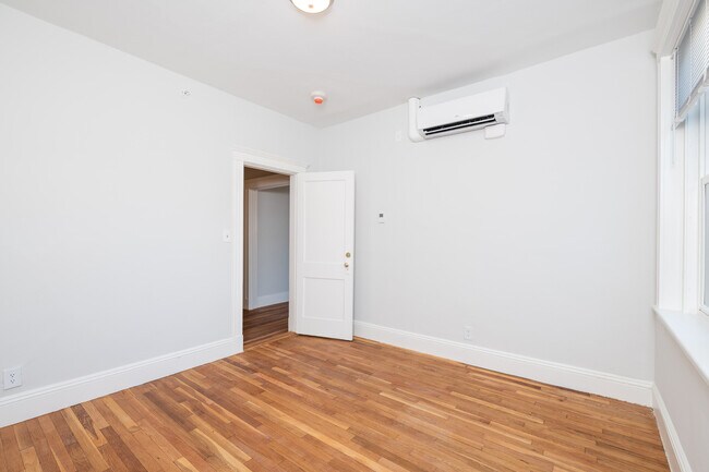 18 A Forest St unit 43, Cambridge, MA 02140 - photo 2