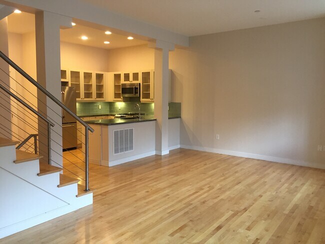 75 Hamilton St unit 4A, Cambridge, MA 02139 - photo 5