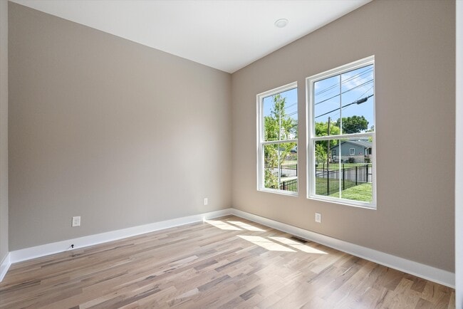 2830 Clifton Ave, Nashville, TN 37209 - photo 7